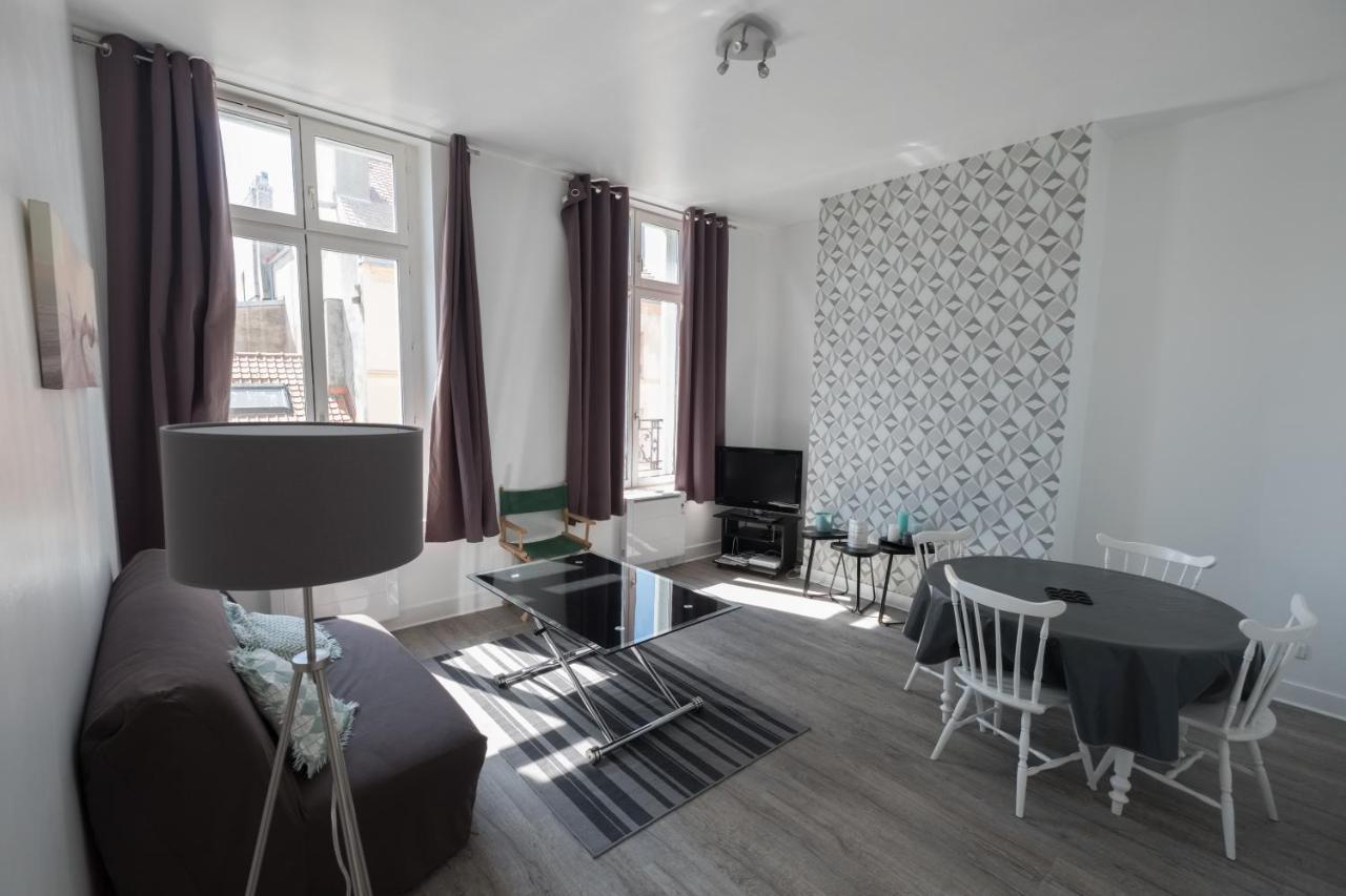 St Cyr Logement Lumineux Dans Coeur De Ville & Wifi Boulogne-sur-Mer Exteriör bild