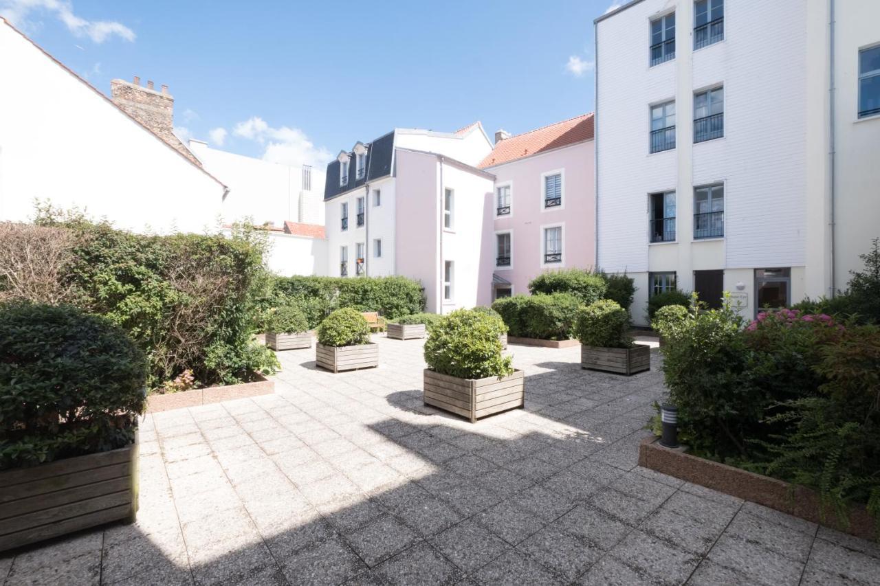 St Cyr Logement Lumineux Dans Coeur De Ville & Wifi Boulogne-sur-Mer Exteriör bild